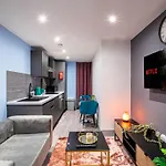 Bradford City Apartment - Bolton Road Oasis