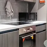 Bradford City Apartment - Bolton Road Oasis