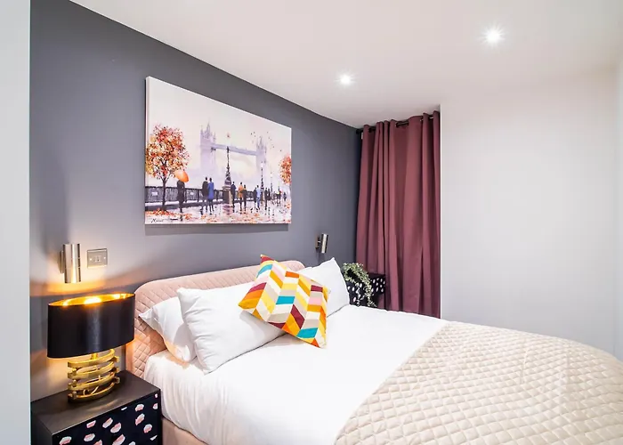 Bradford City Apartment - Bolton Road Oasis